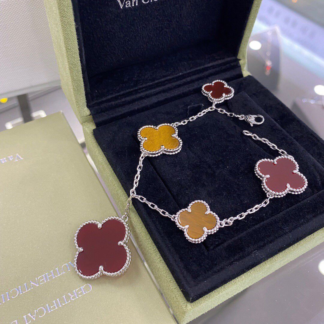 [CiCi]CLOVER 5 MOTIFS SIVLER CARNELIAN TIGER EYE BRACELET