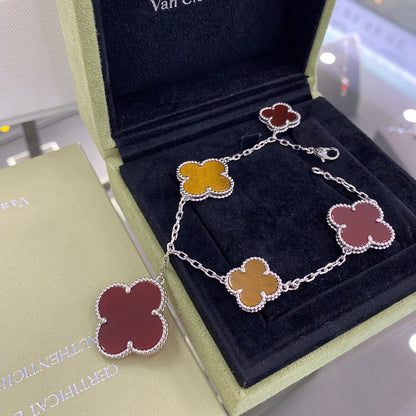 [CiCi]CLOVER 5 MOTIFS SIVLER CARNELIAN TIGER EYE BRACELET