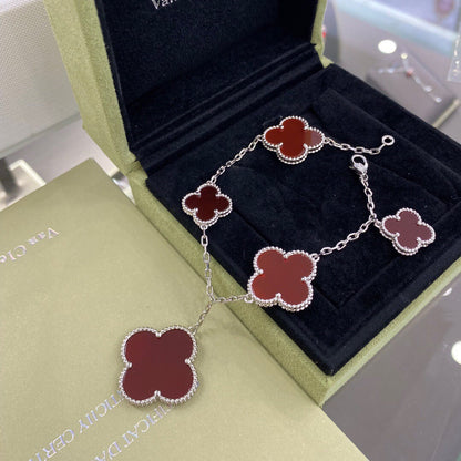 [CiCi]CLOVER 5 MOTIFS SIVLER CARNELIAN BRACELET