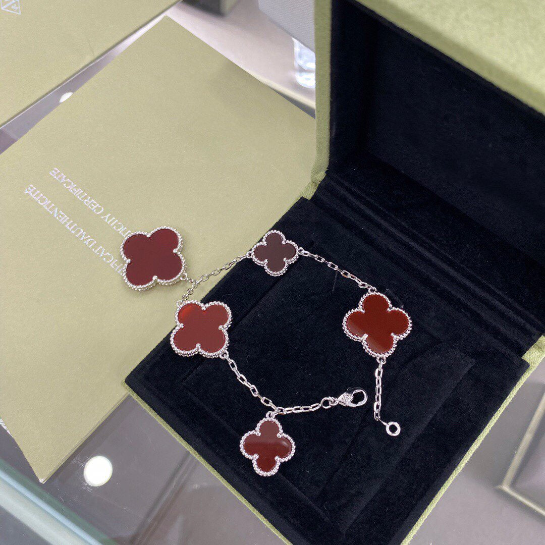 [CiCi]CLOVER 5 MOTIFS SIVLER CARNELIAN BRACELET