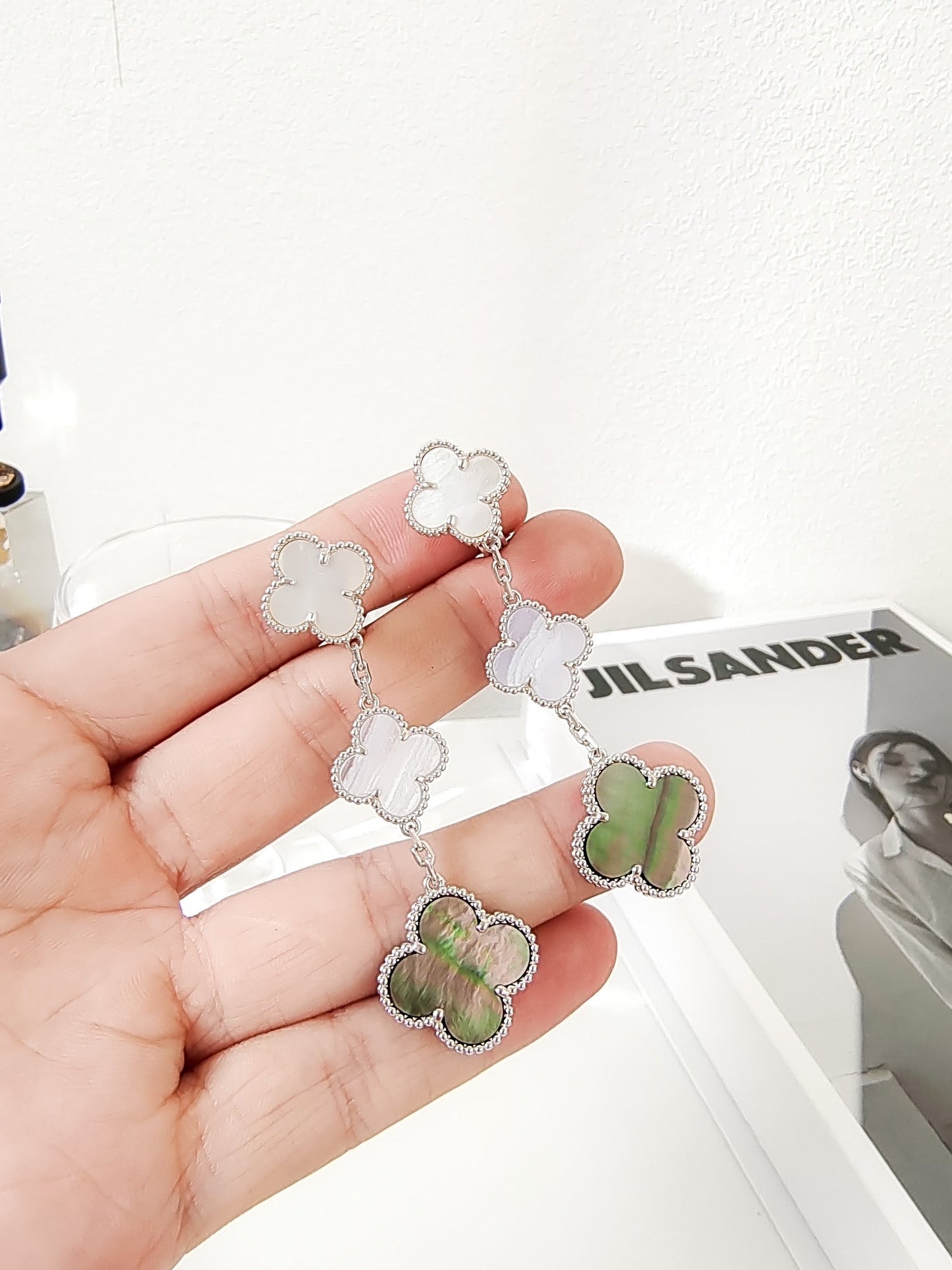 [CiCi]CLOVER 3 MOTIFS CHALCEDONY DARK MOP SILVER EARRINGS