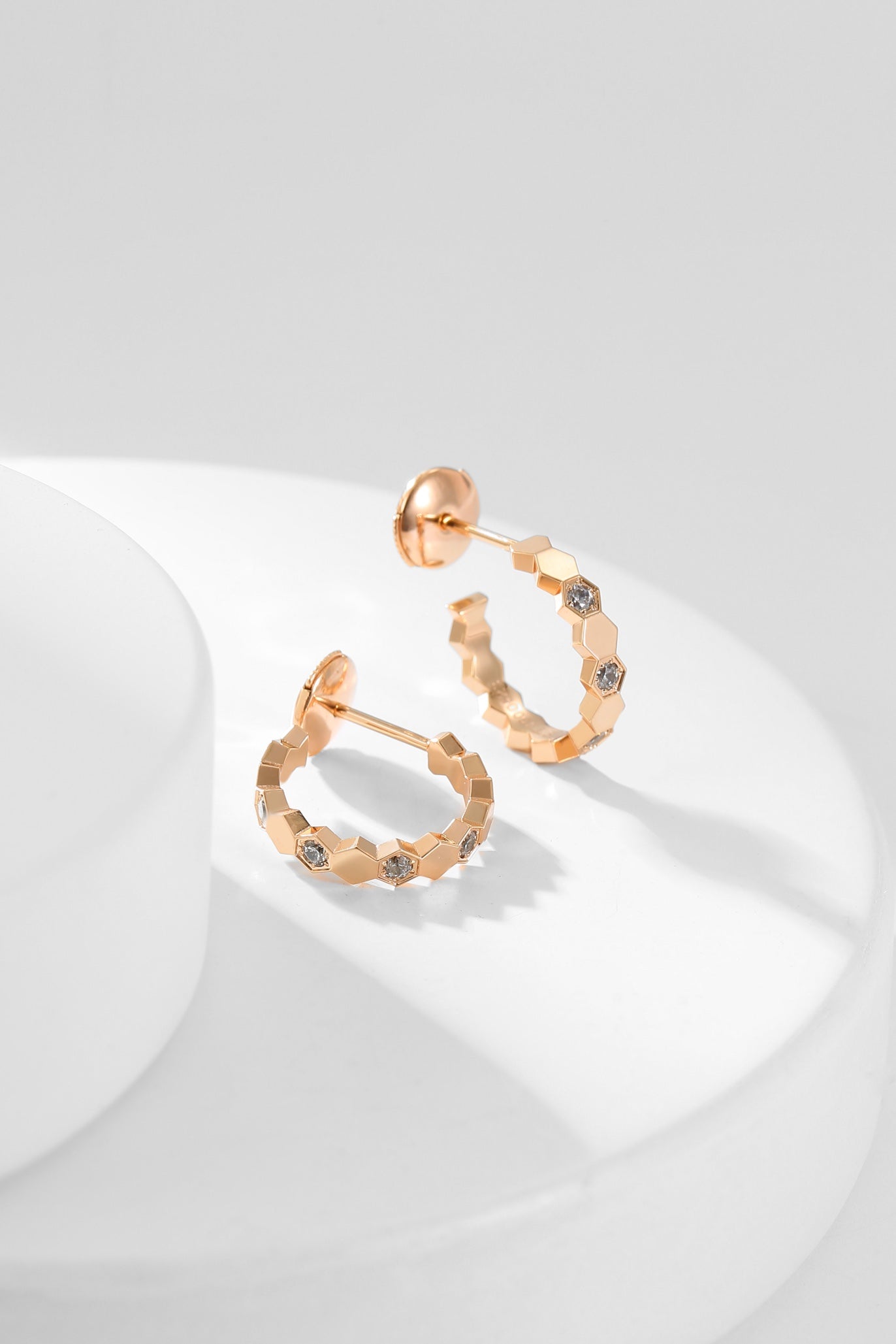 [CiCi]BEE LOVE DIAMOND HOOP EARRINGS