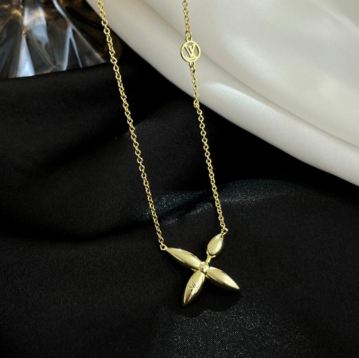 [CiCi]LOUISETTE GOLD NECKLACE