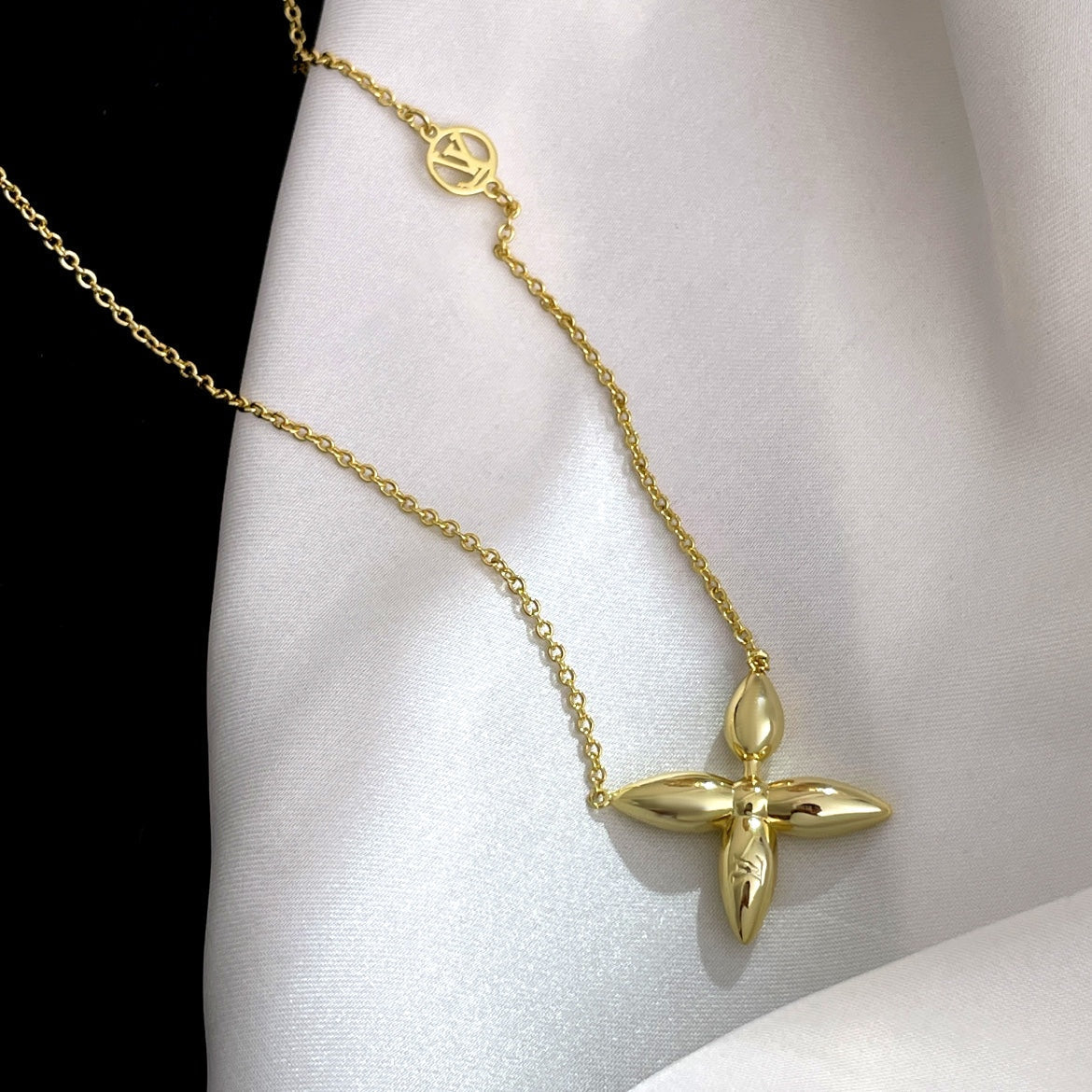 [CiCi]LOUISETTE GOLD NECKLACE