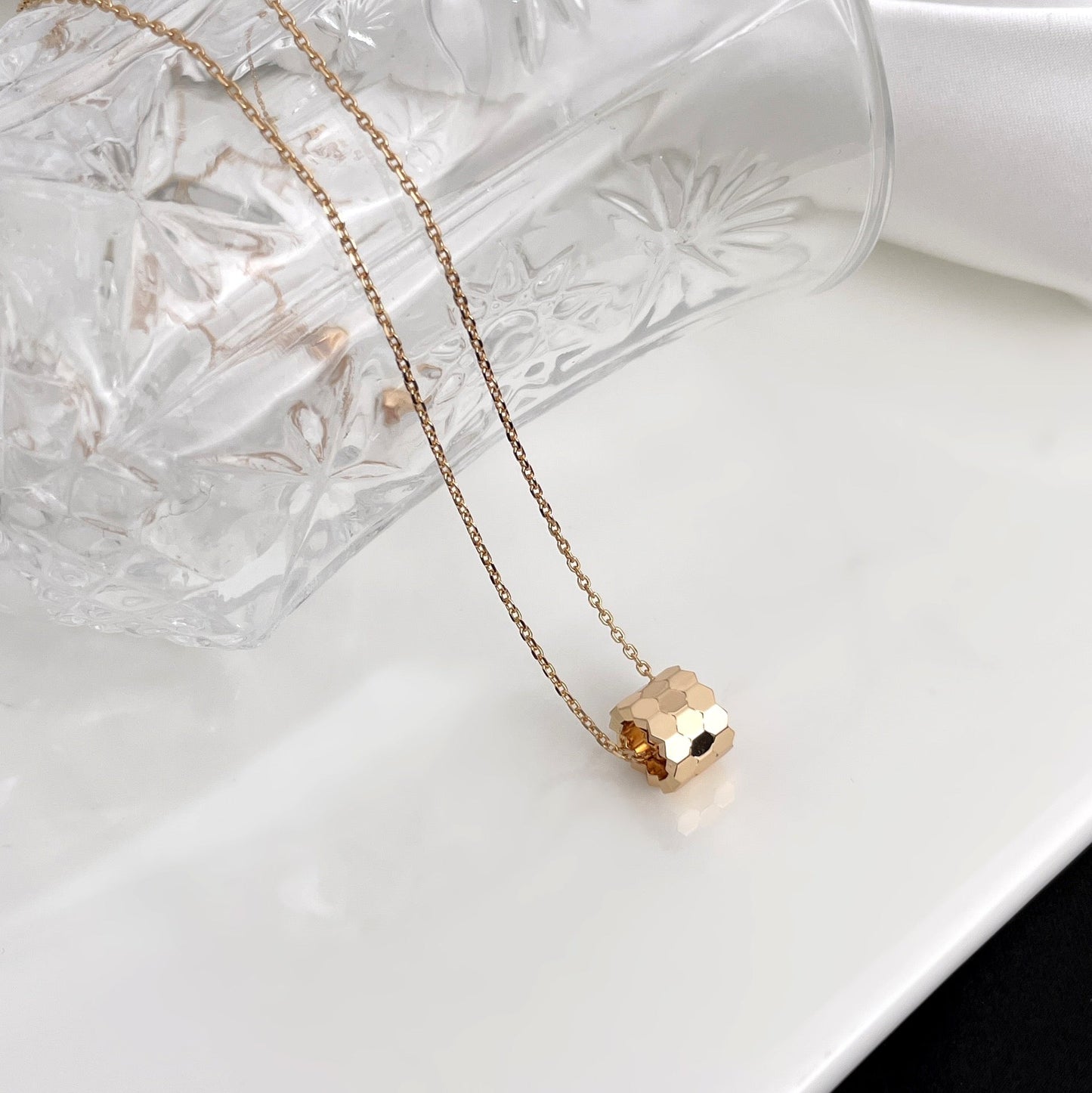 [CiCi]BEE MINI NECKLACE