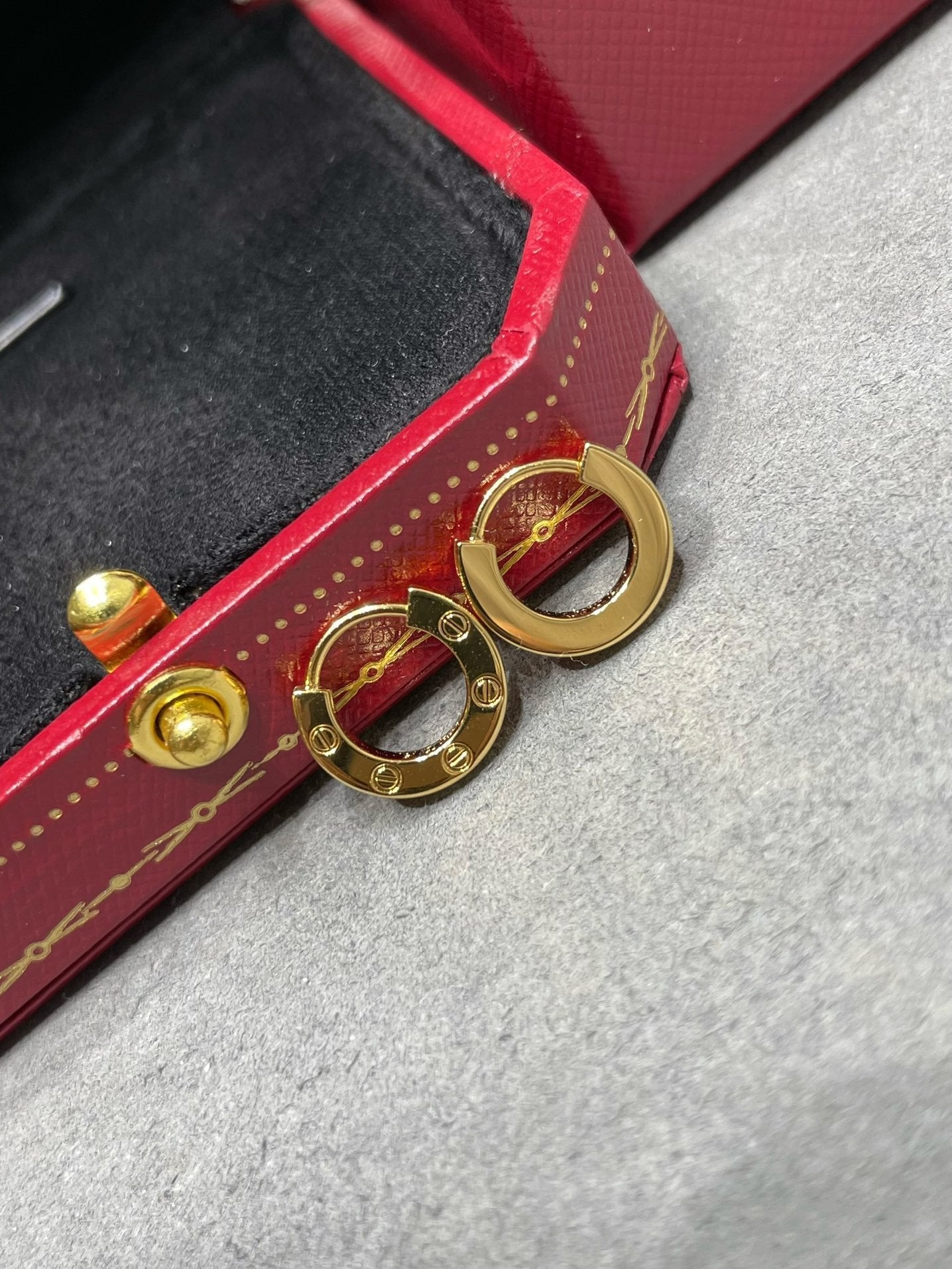[CiCi]LOVE MINI EARRINGS