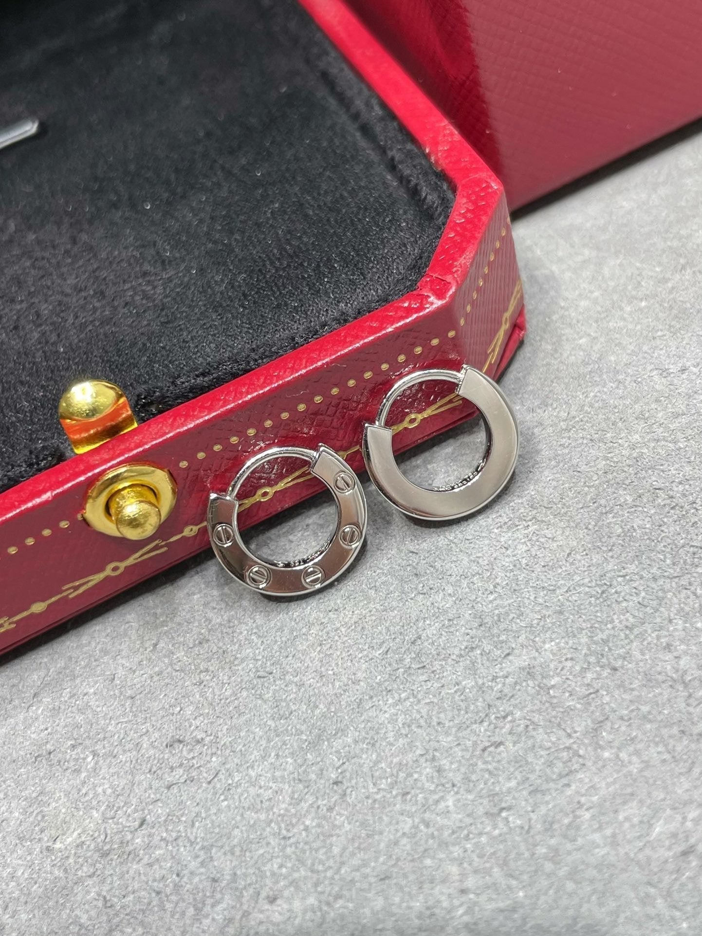 [CiCi]LOVE MINI EARRINGS
