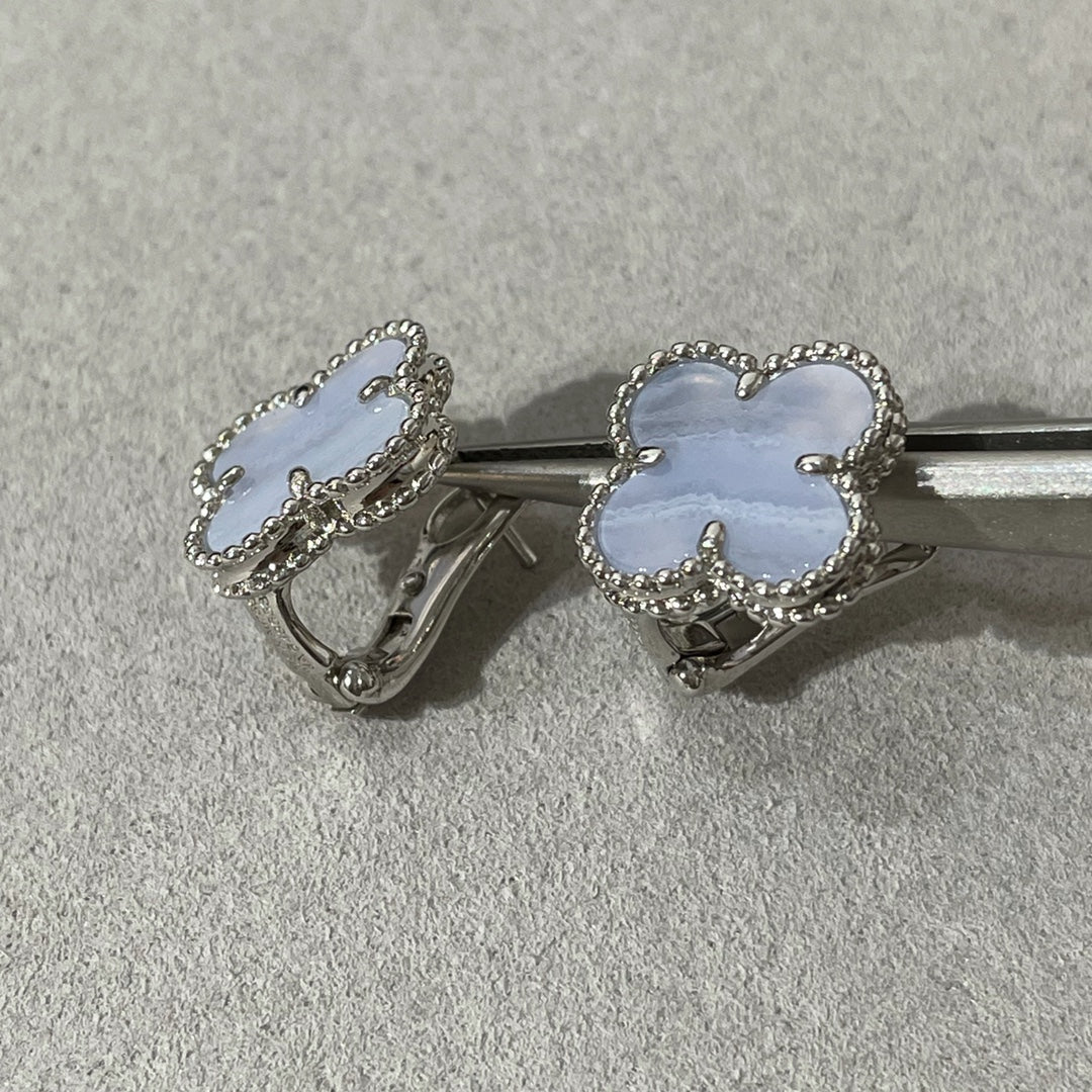 [CiCi]CLOVER CHALCEDONY SILVER STUD EARRINGS