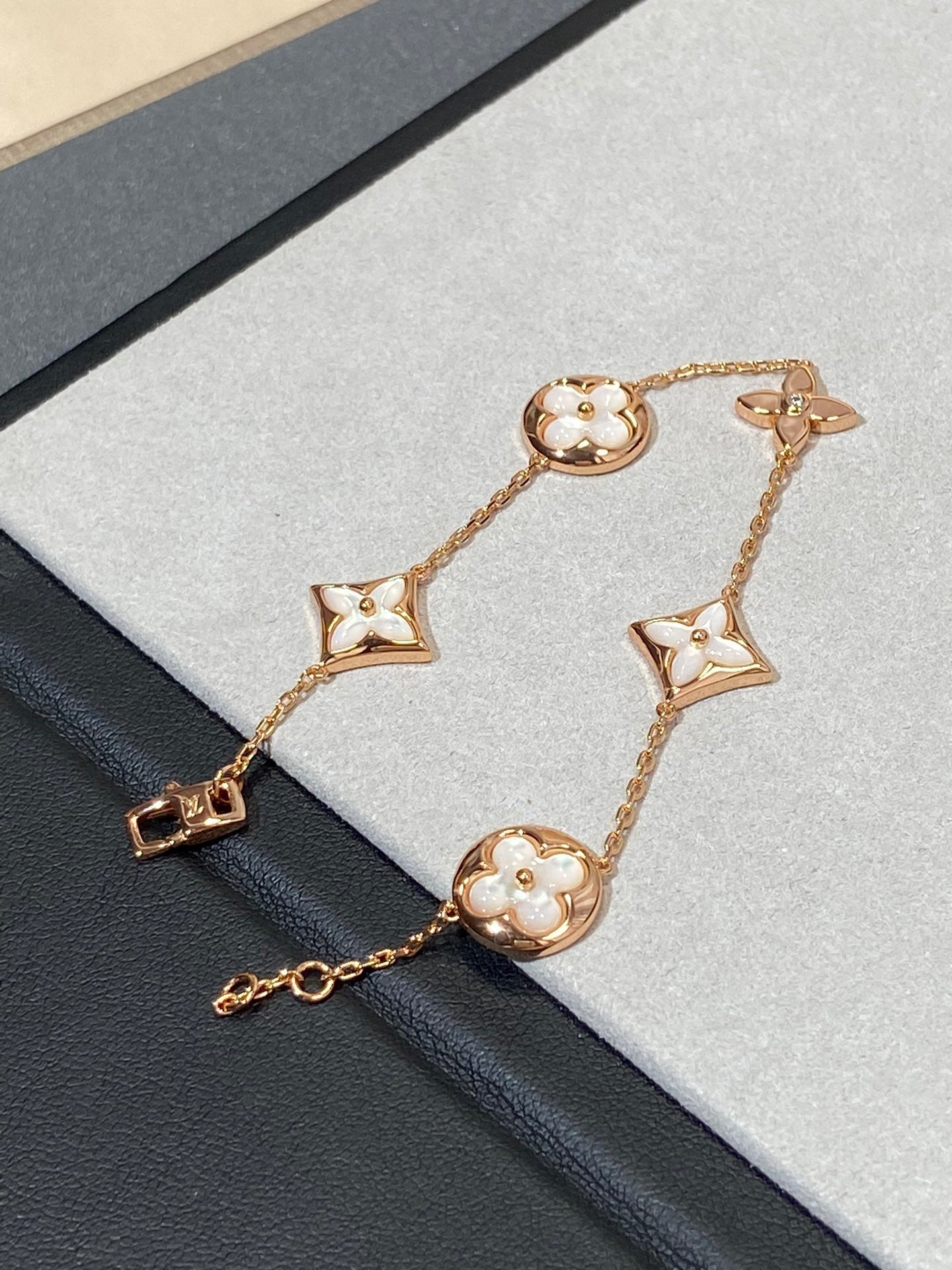 [CiCi]STAR AND SUN 5 MOTIF MOP PINK GOLD BRACELET
