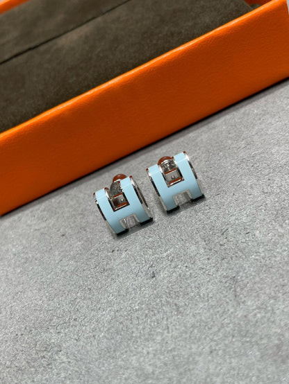 [CiCi]POP H SKY BLUE STUD EARRINGS