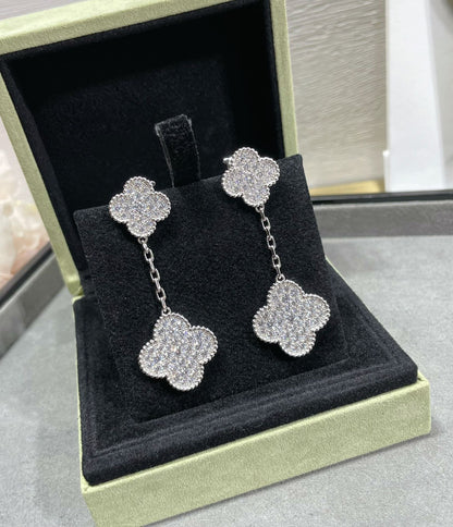 [CiCi]CLOVER 2 MOTIFS DIAMOND PAVED SILVER EARRINGS