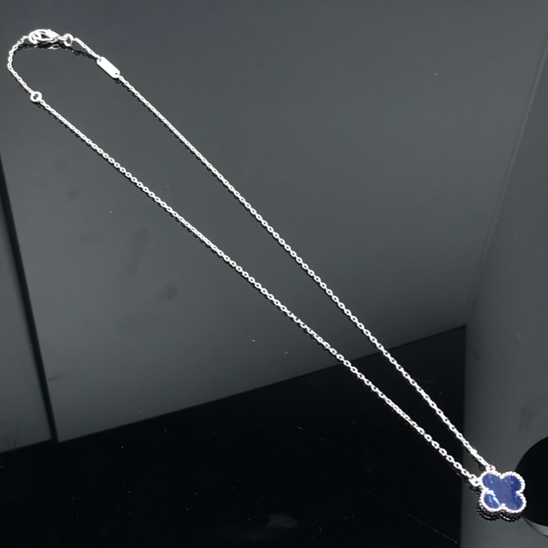 [CiCi]CLOVER PIETERSITE SILVER LONG NECKLACE