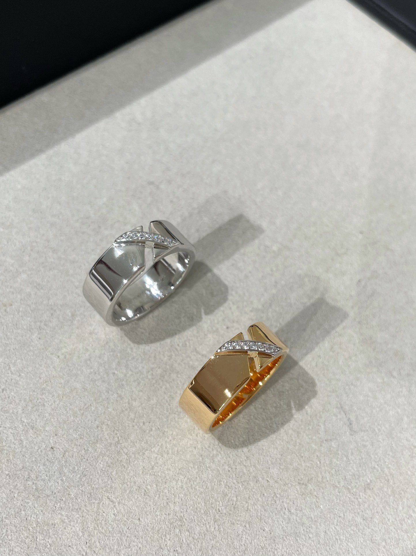 [CiCi]LIENS EVIDENCE DIAOMOND RING