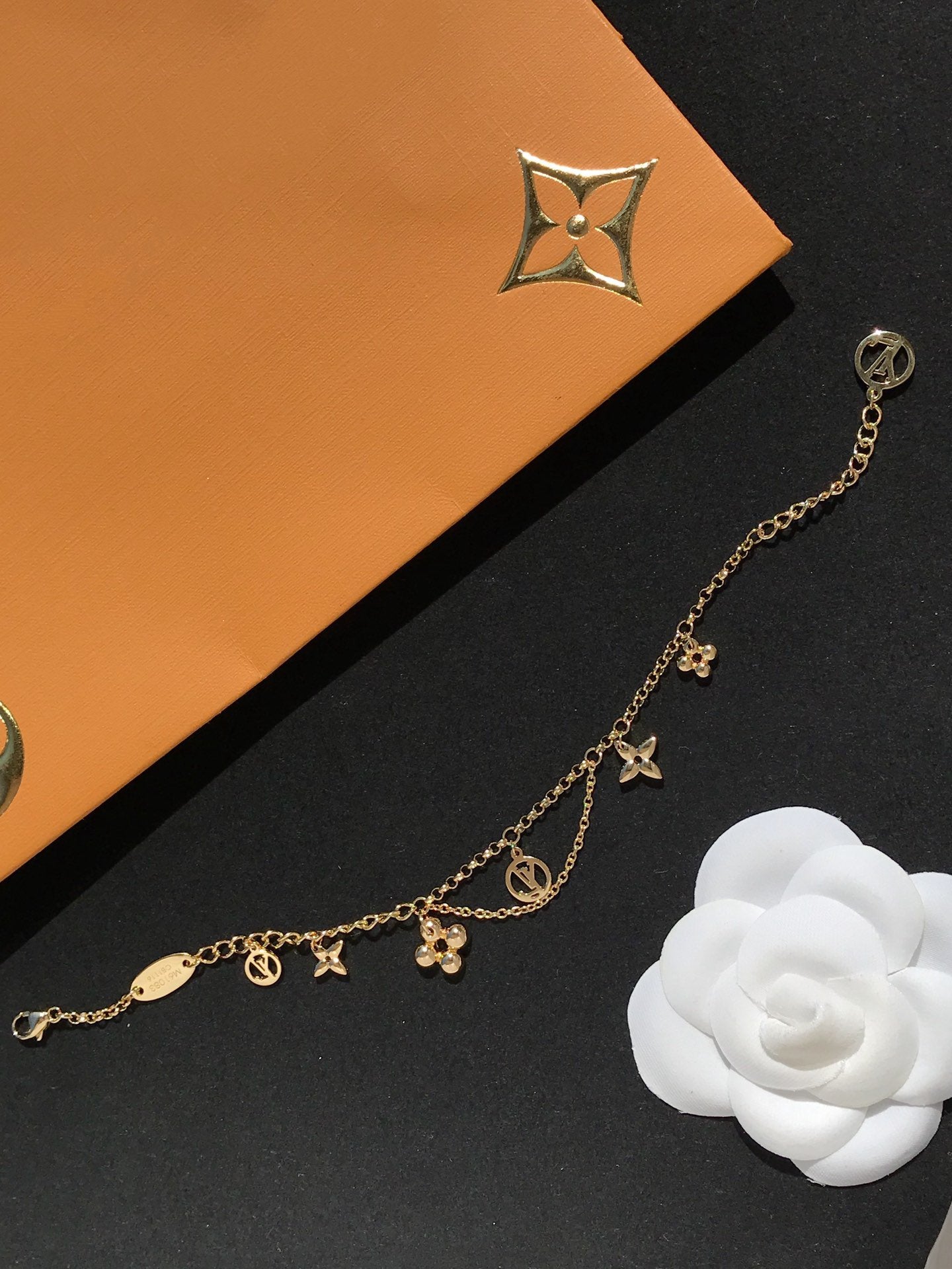 [CiCi]BLOOMING PINK GOLD MOP BRACELET