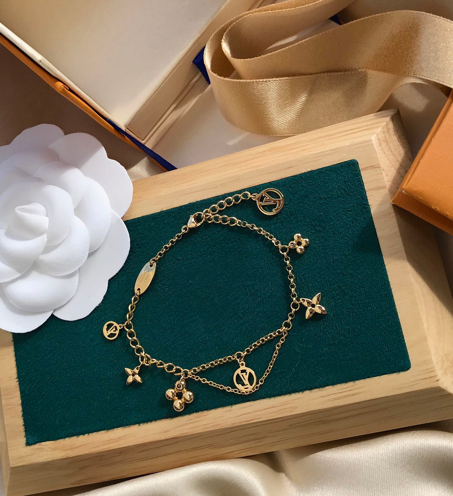 [CiCi]BLOOMING PINK GOLD MOP BRACELET