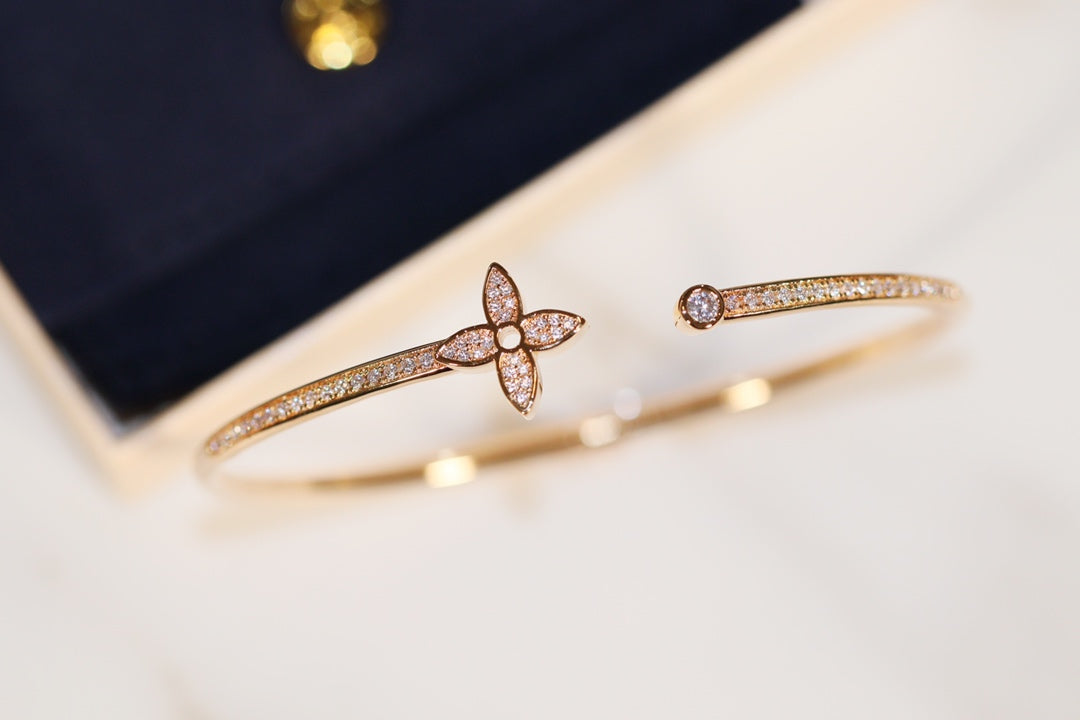 [CiCi]IDYLLE GOLD OPEN BRACELET DIAMOND PAVED