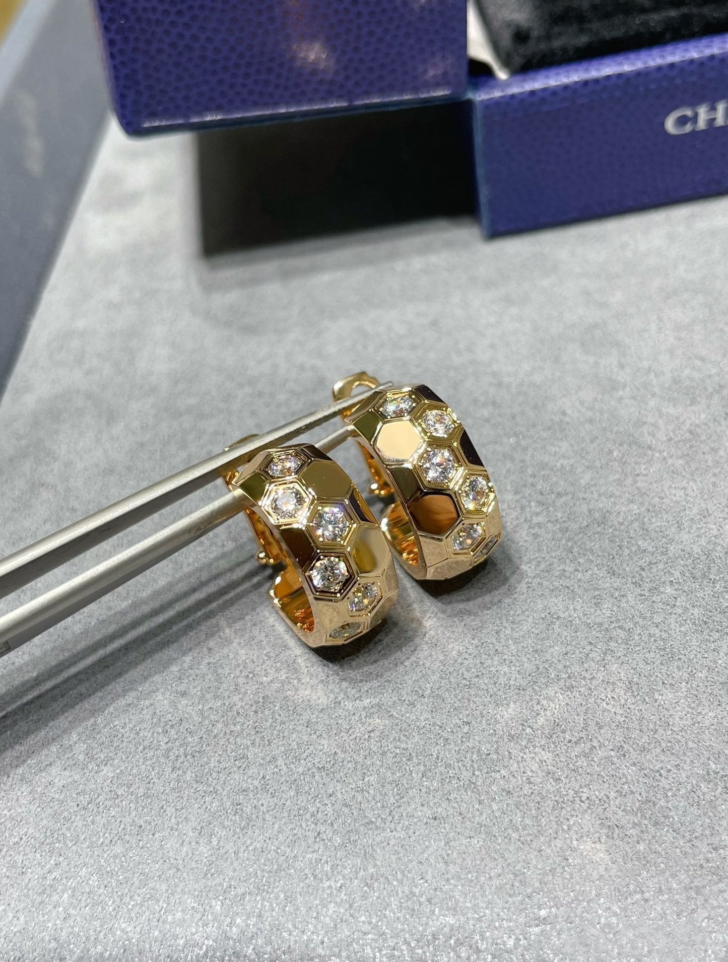 [CiCi]BEE LOVE DIAMOND HOOP EARRINGS