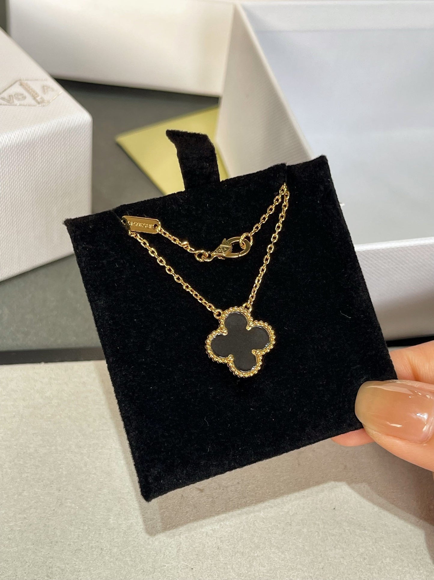 [CiCi]CLOVER ROCK CRYSTAL ROSE GOLD NECKLACE