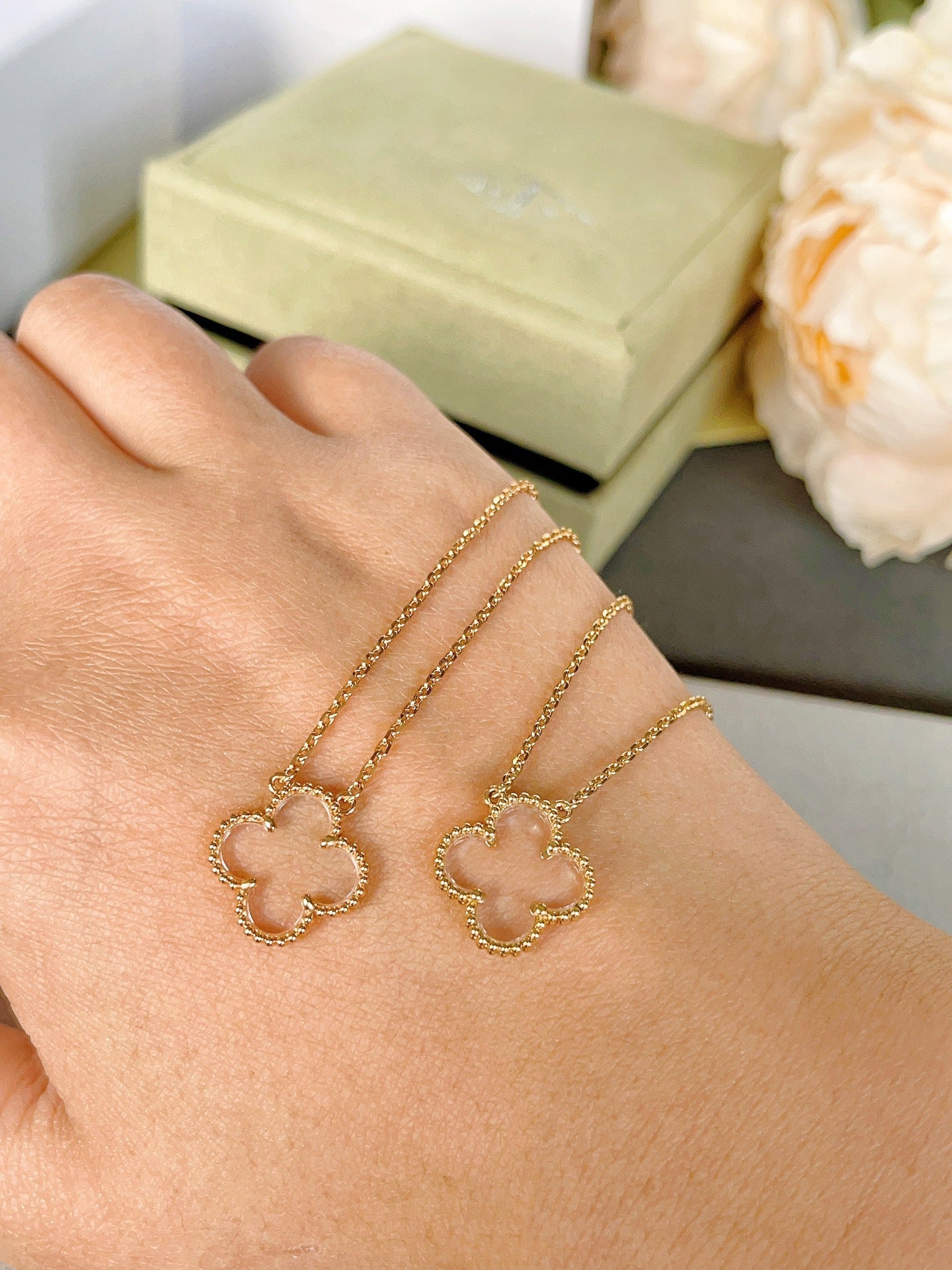 [CiCi]CLOVER ROCK CRYSTAL ROSE GOLD NECKLACE