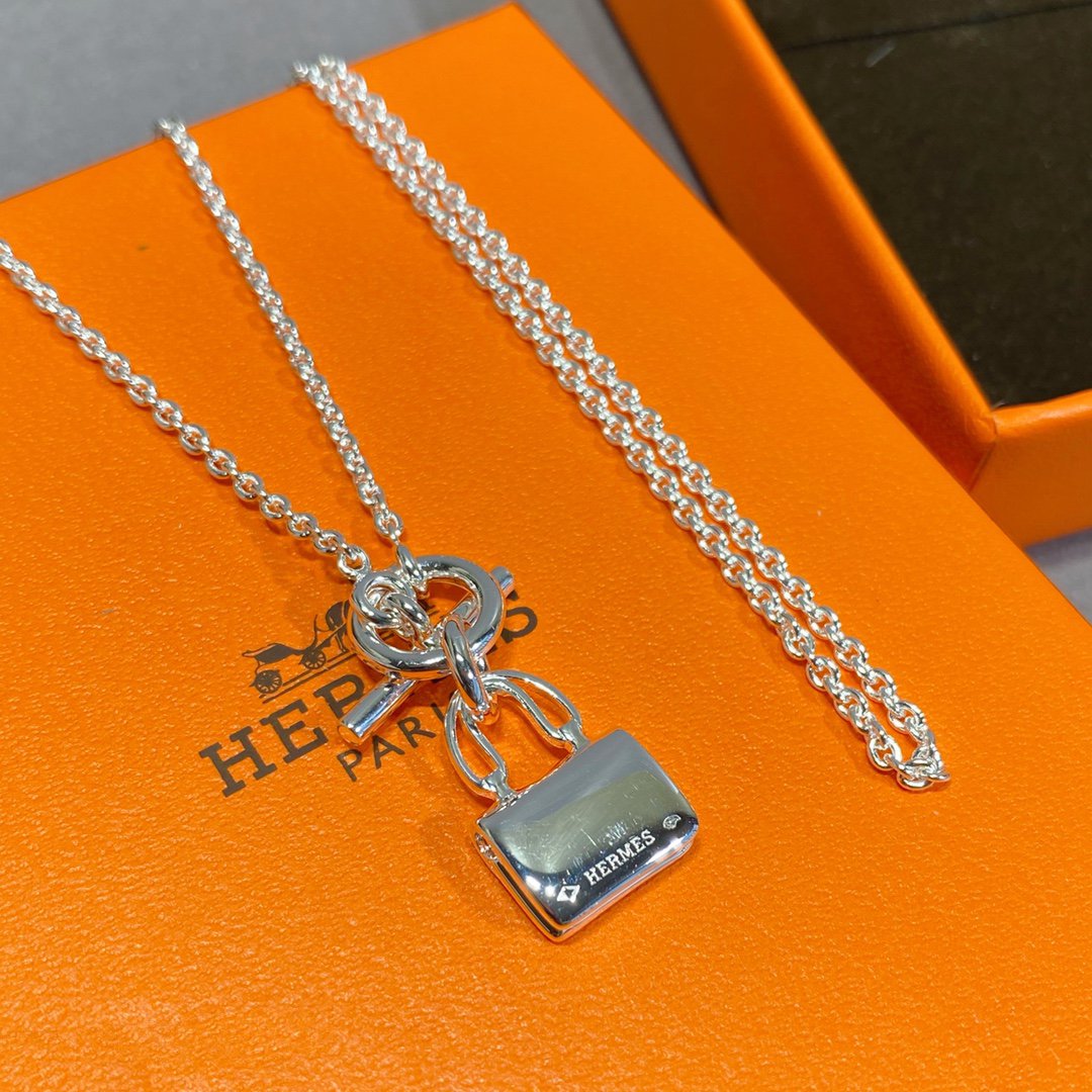[CiCi]CONSTANCE PEDANT SILVER NECKLACE