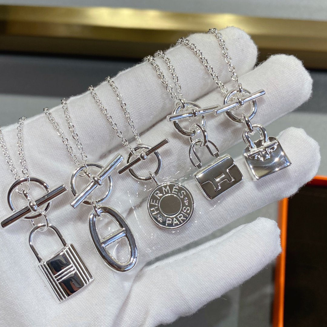 [CiCi]CONSTANCE PEDANT SILVER NECKLACE