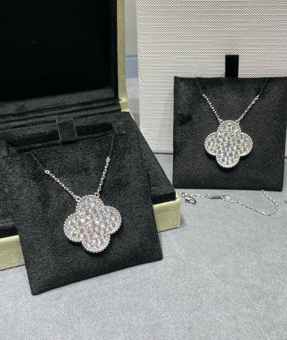 [CiCi]CLOVER 25MM LARGE PENDANT DIAMOND PAVED SILVER NECKLACE