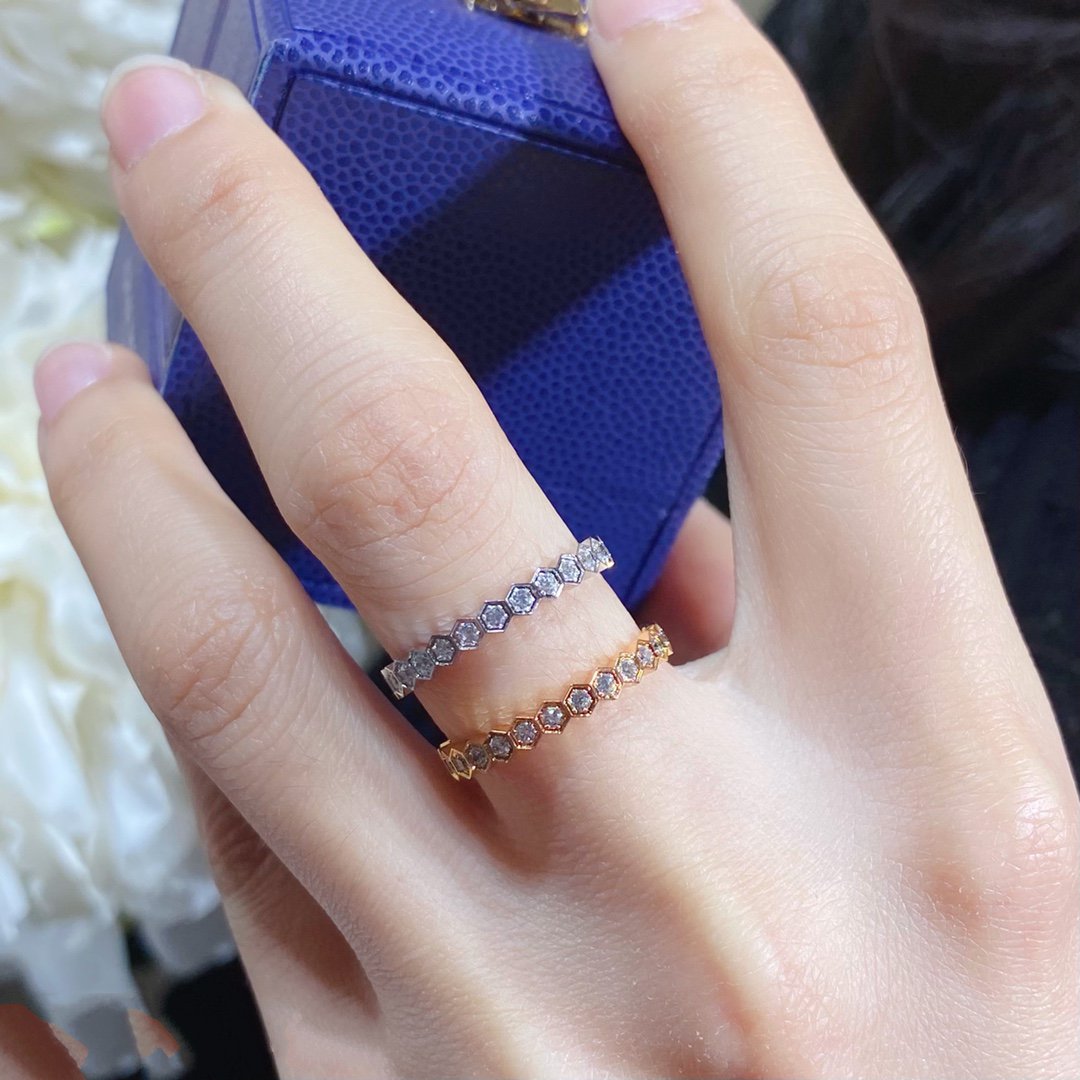 [CiCi]BEE LOVE DIAMOND PAVED SMALL RING