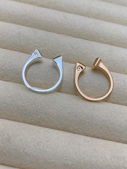 [CiCi]THE CONE RIVET RING IS OPEN AND ONE SIZE FITS ALL