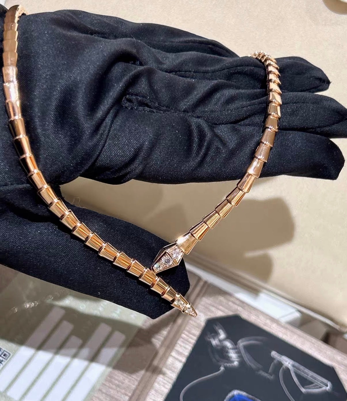 [CiCi]SERPENTI VIPER SERIES ROSE GOLD SNAKE NECKLACE
