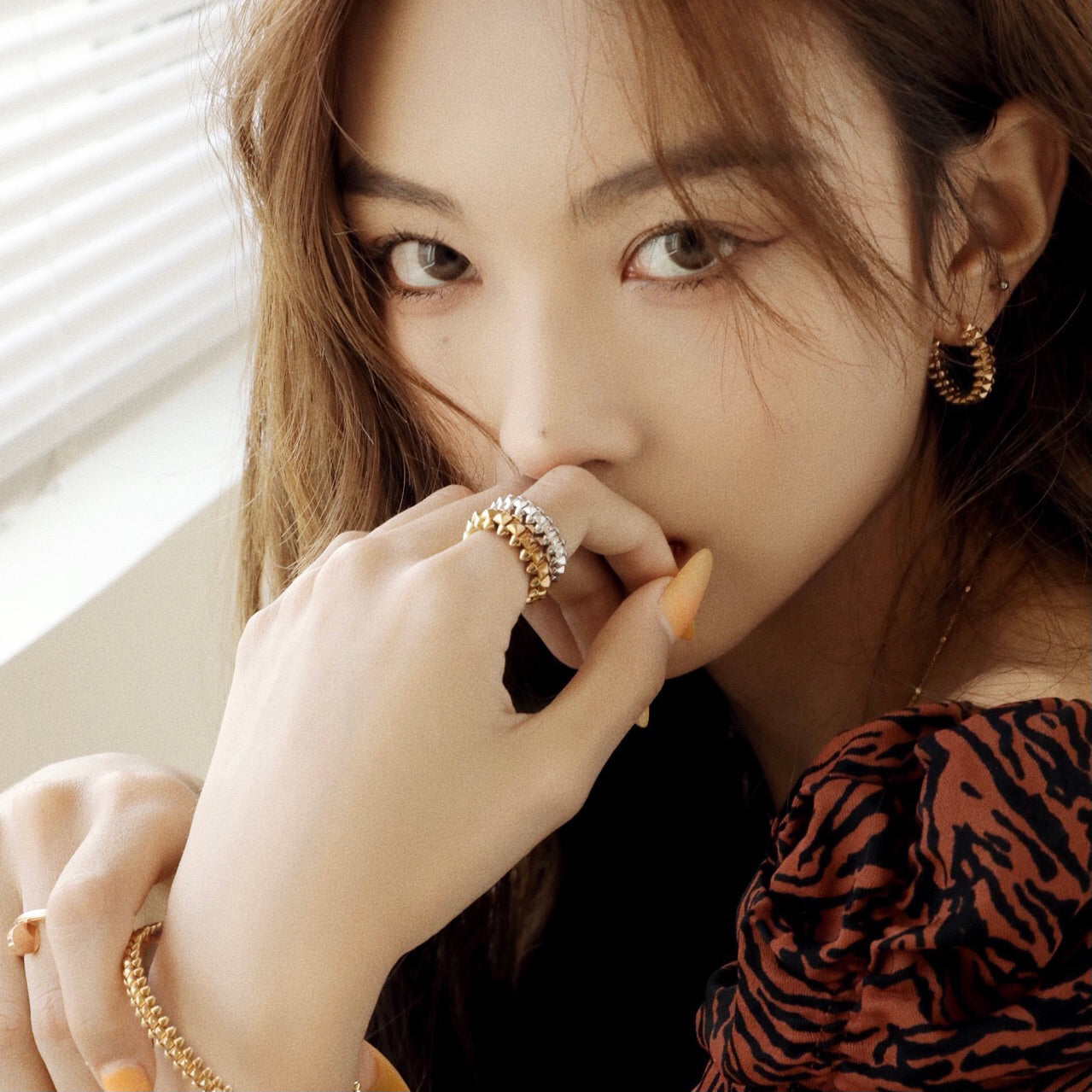 [CiCi]CLASH SMALL HOOP EARRINGS