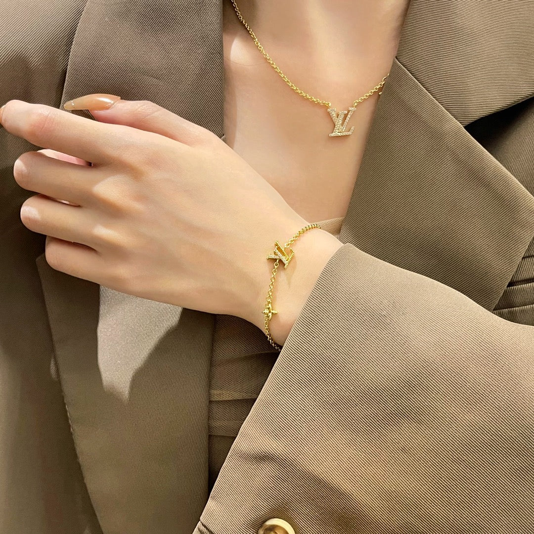 [CiCi]LOGO STAR MOTIF GOLD BRACELET