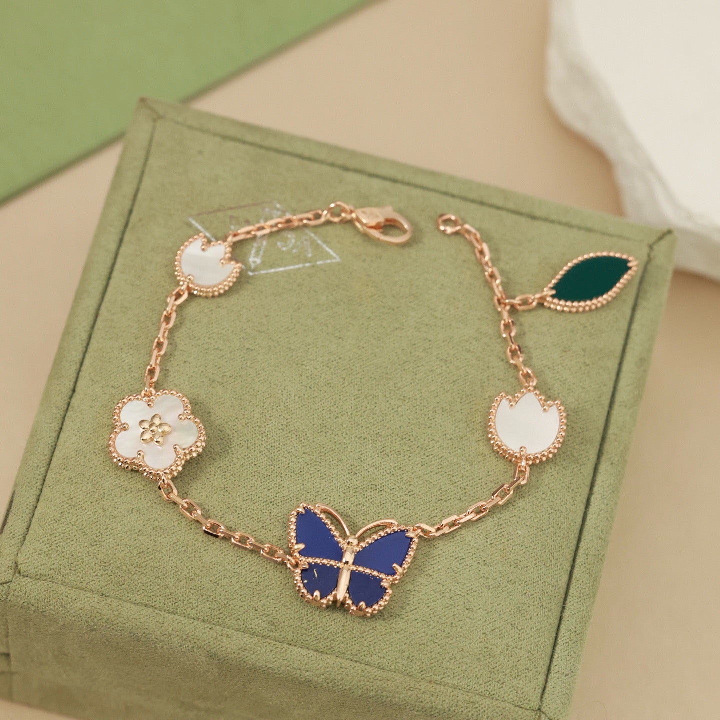 [CICI]LUCKY SPRING BUTTERFLY 5 MOTIF BRACELET
