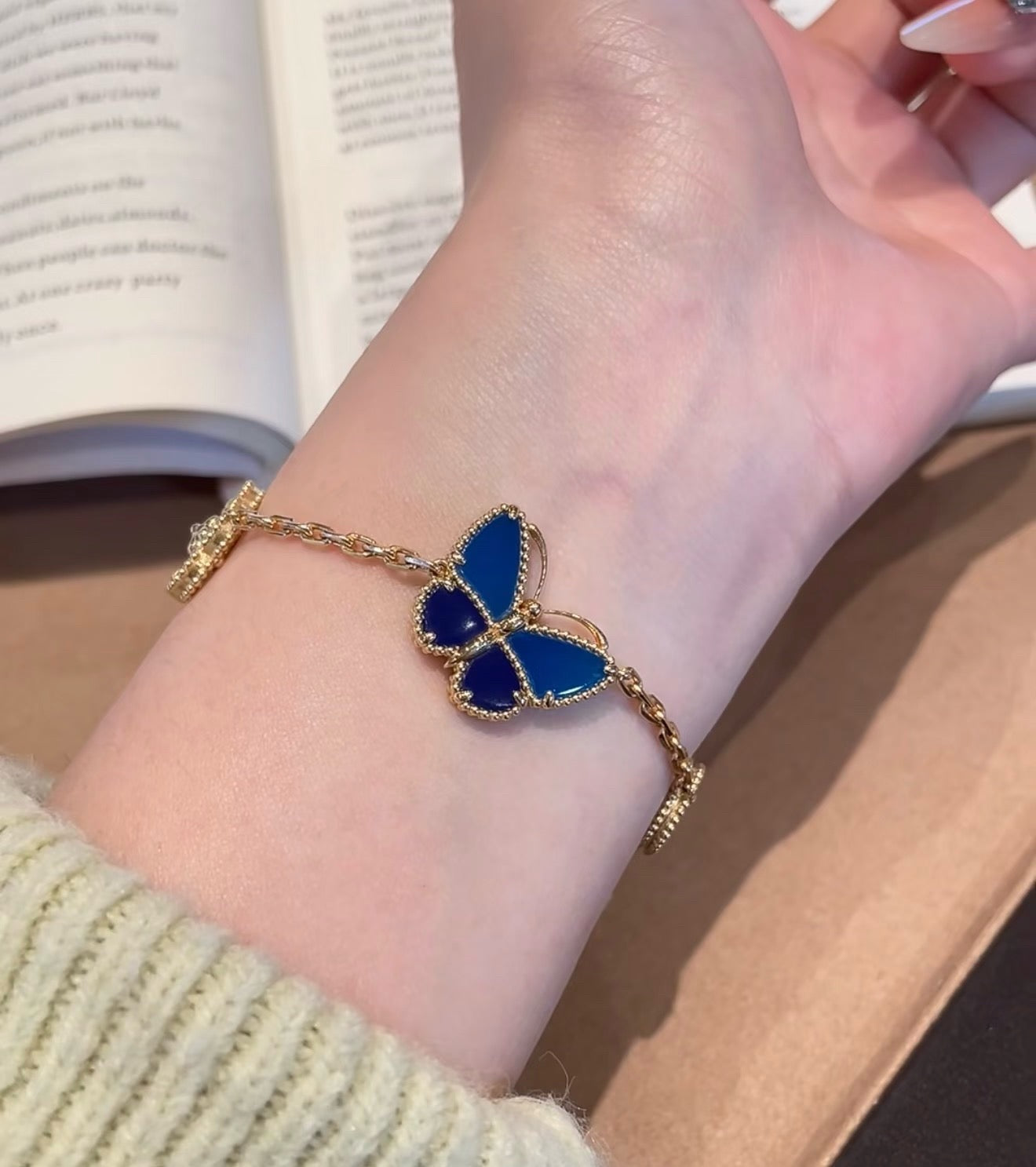 [CiCi]LUCKY SPRING BUTTERFLY 5 MOTIF BRACELET