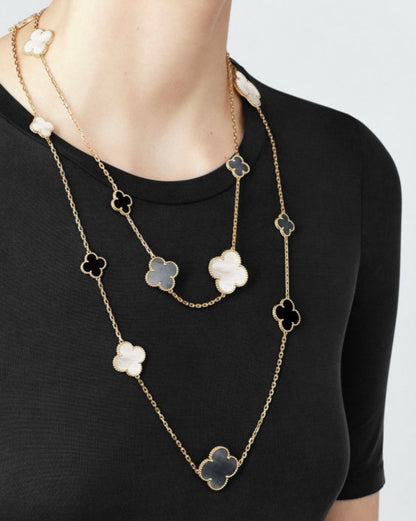 [CiCi]CLOVER 16 MOTIF CHALCEDONY MOP Gold NECKLACE