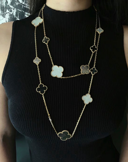 [CiCi]CLOVER 16 MOTIF CHALCEDONY MOP Gold NECKLACE