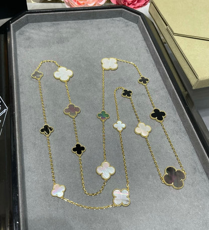 [CiCi]CLOVER 16 MOTIF CHALCEDONY MOP Gold NECKLACE