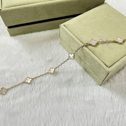 [CiCi]CLOVER 6 MOTIF WHITE MOP BRACELET