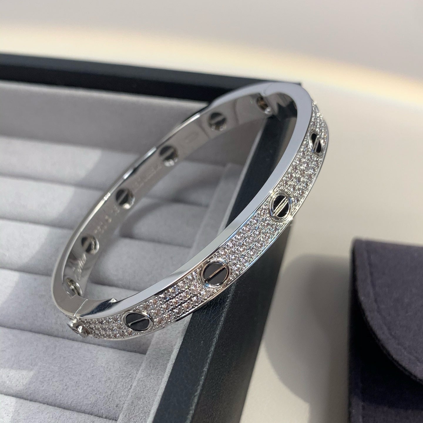 [CiCi]LOVE BRACELET 6.1MM DIAMOND-PAVED CERAMIC