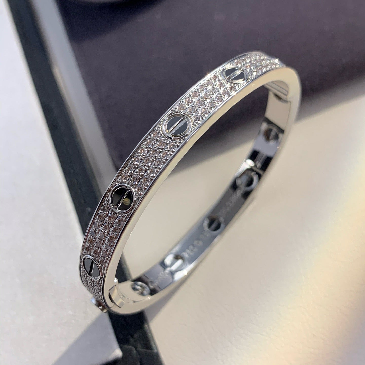 [CiCi]LOVE BRACELET 6.1MM DIAMOND-PAVED CERAMIC