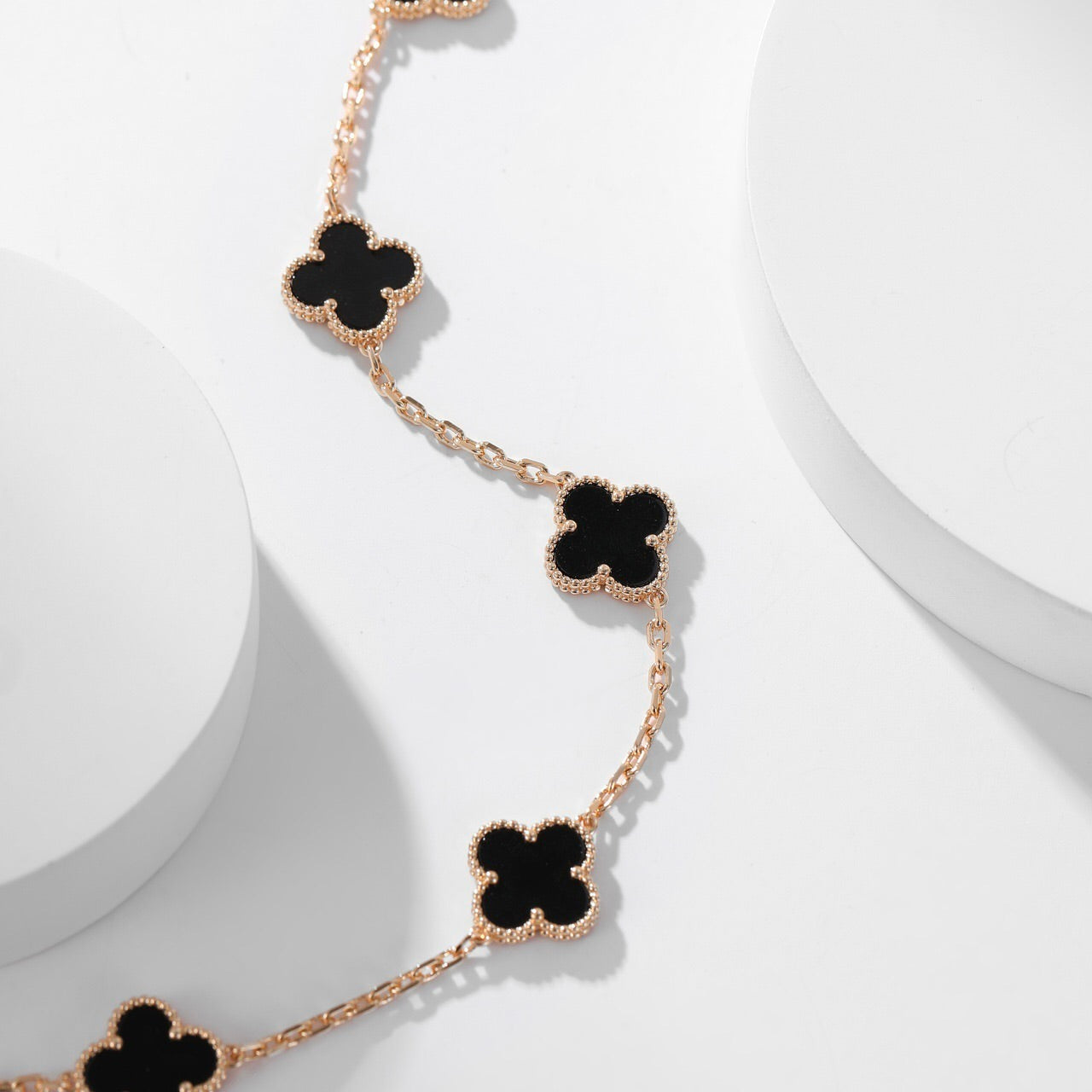 [CiCi]CLOVER 10 MOTIFS ONYX NECKLACE
