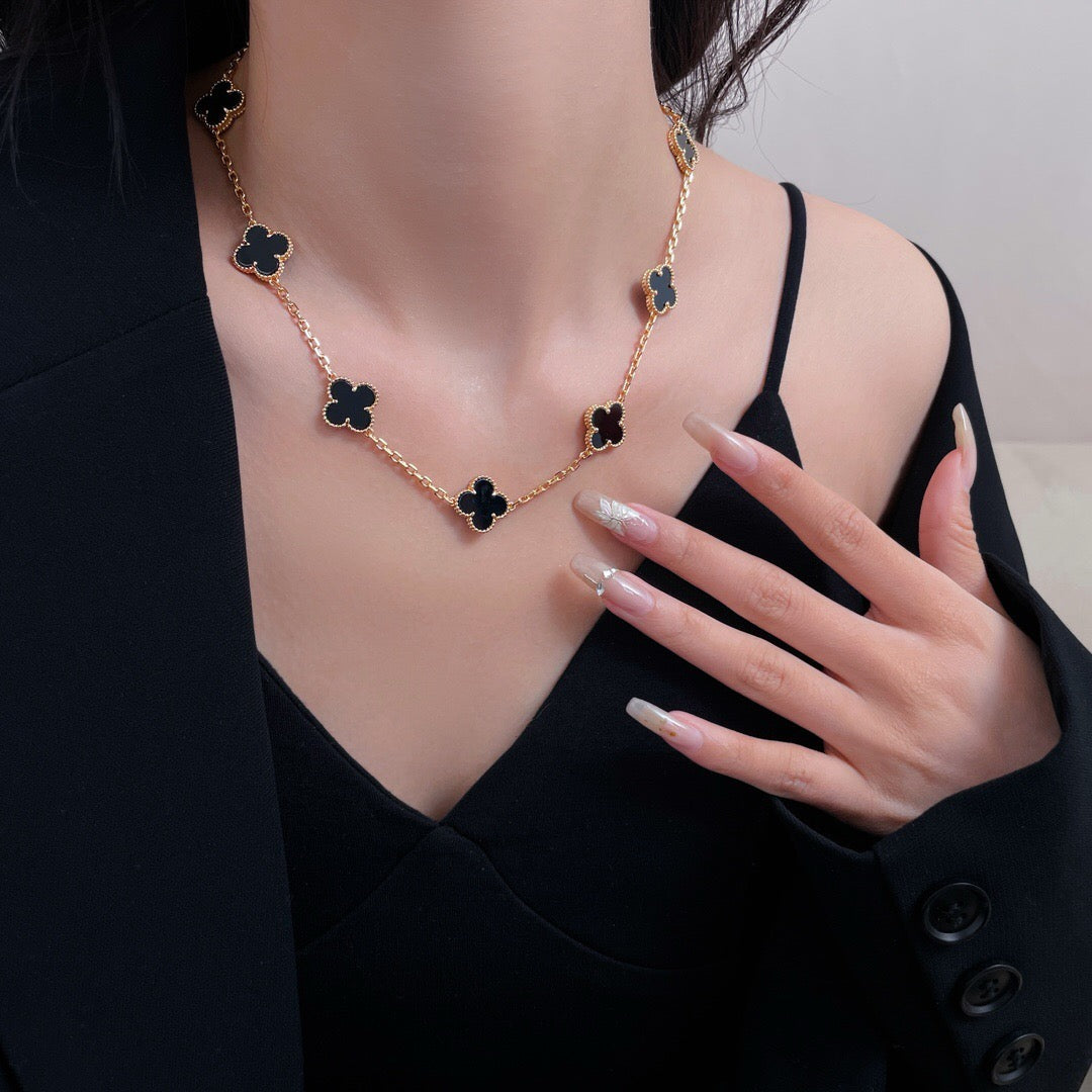 [CiCi]CLOVER 10 MOTIFS ONYX NECKLACE
