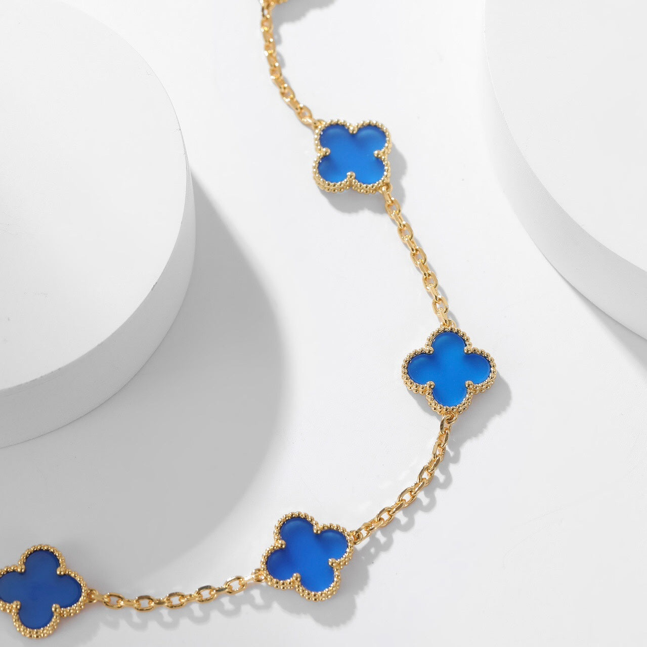 [CiCi]CLOVER 10 MOTIFS BLUE AGATE NECKLACE