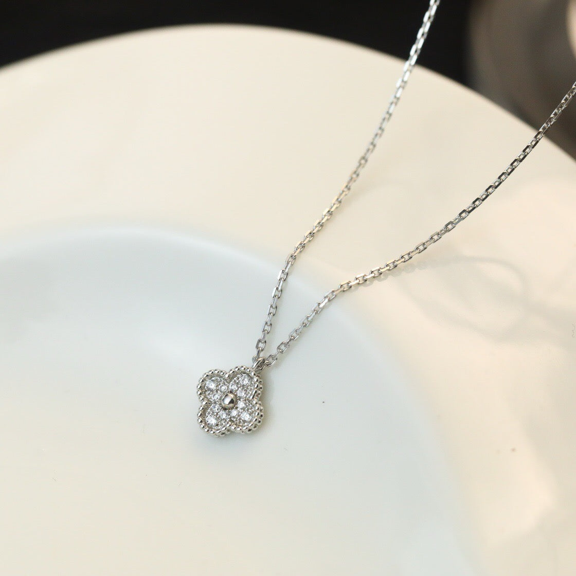 [CiCi]CLOVER MINI 9.5MM PENDANT DIAMOND NECKLACE
