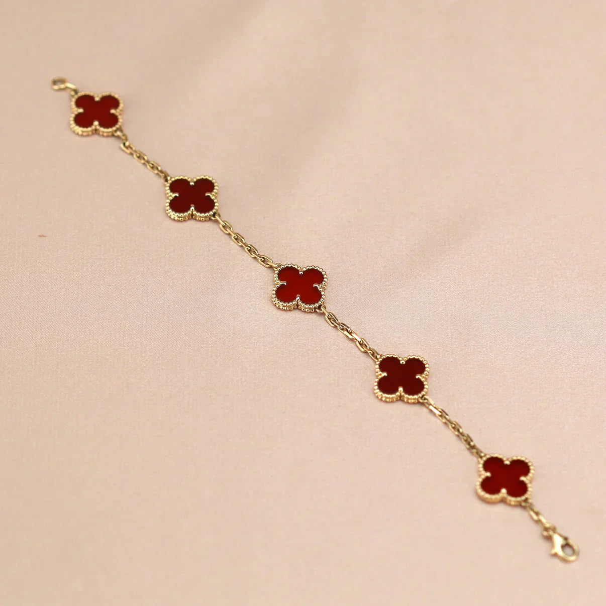 [CiCi] CLOVER 5 MOTIF RED CORNELIAN BRACELET COLLECTION