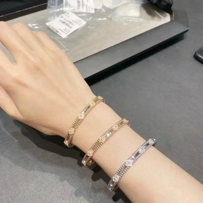 [CiCi]CLOVER BRACELET 4MM DIAMONDS