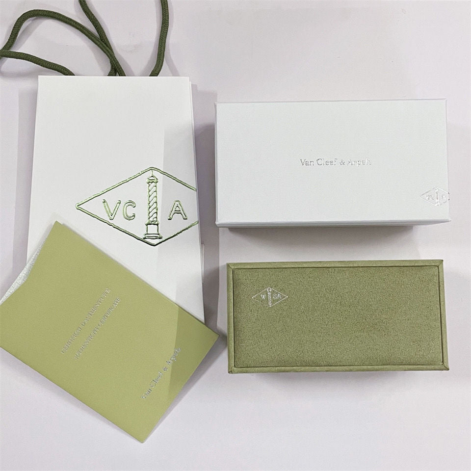 [CiCi]VA CLOVER ARMBAND HALSKETTE RING SCHACHTEL GESCHENKTÜTE