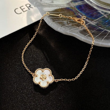 [CiCi]LUCKY WHITE MOP PLUM BLOSSOM  BRACELET