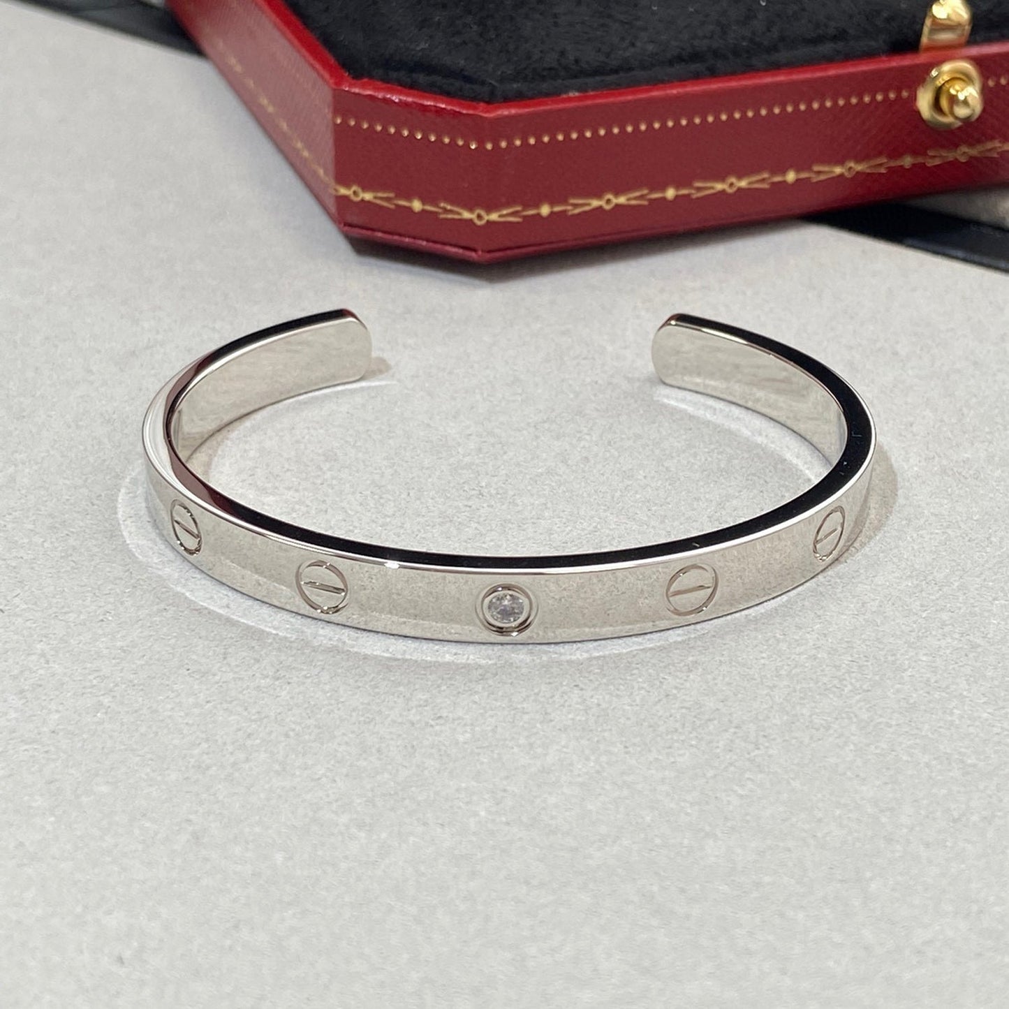 [CiCi]LOVE BRACELET 6.1MM 1 DIAMOND OPEN CUFF