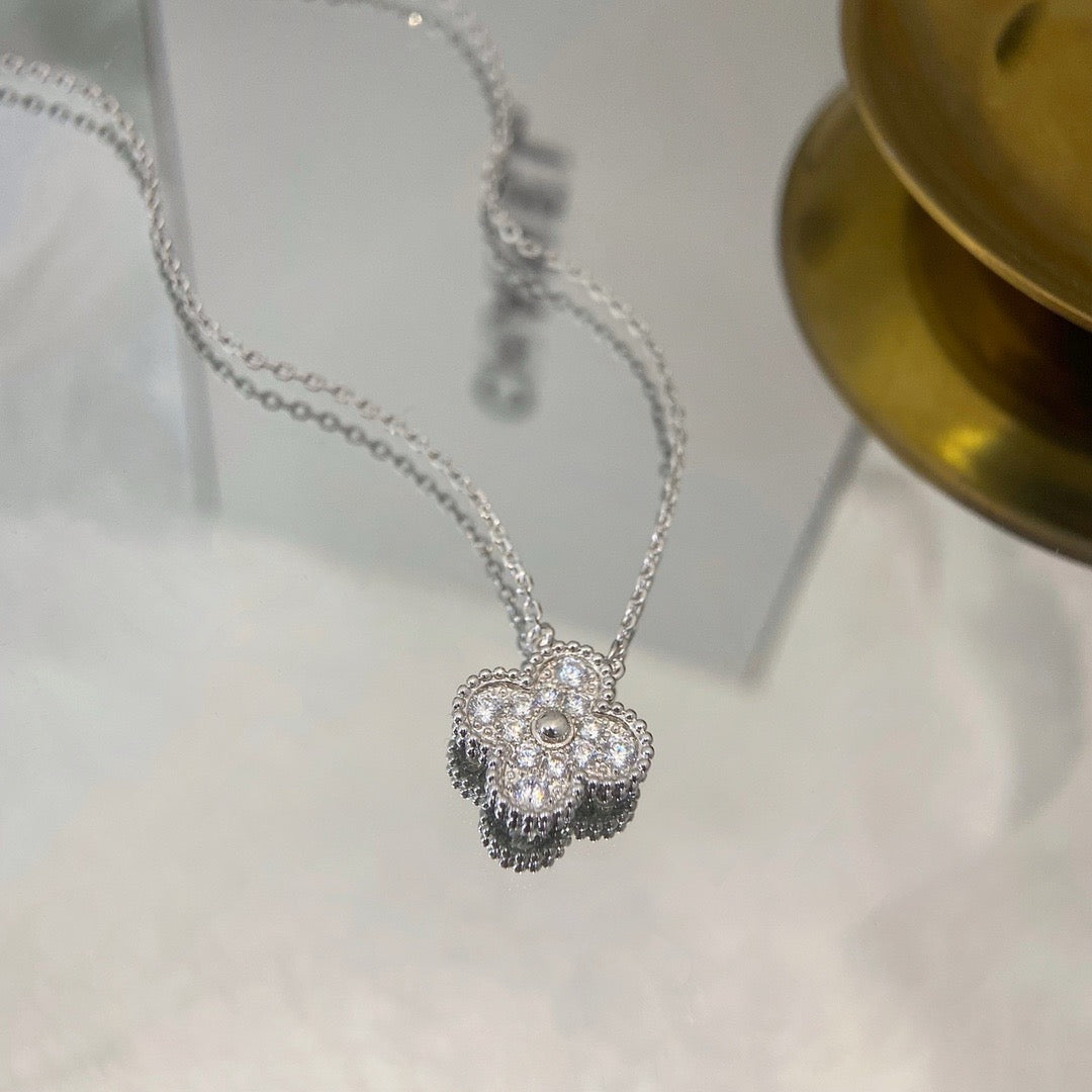 [CiCi]CLOVER 15MM DIAMOND SINGLE FLOWER HALSKETTE