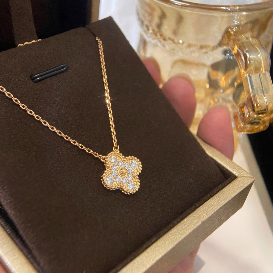 [CiCi]CLOVER 15MM DIAMOND SINGLE FLOWER HALSKETTE